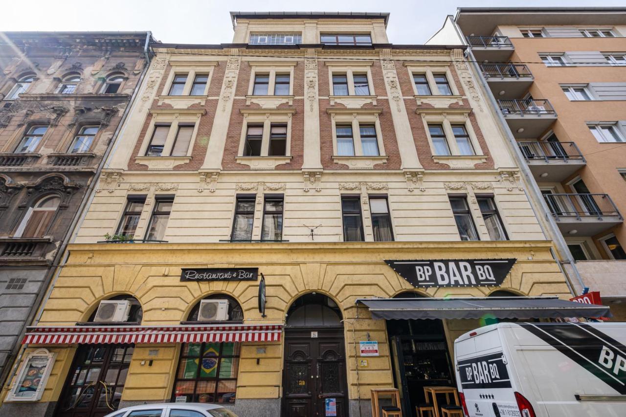 Youth Motive Studio With Gallery Budapeszt Zewnętrze zdjęcie